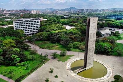 Vista aérea da Praça do Relógio, na Universidade de São Paulo (USP)