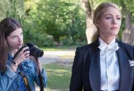 "Um Pequeno Favor": sequência com Blake Lively fará estreia na SXSW