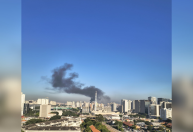 Avião de pequeno porte cai na zona oeste de SP