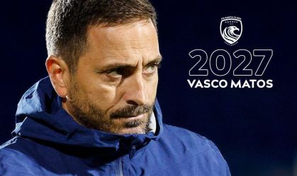 Vasco Matos renovou com o Santa Clara
