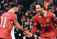 Liverpool pode conquistar quatro títulos na temporada? Van Dijk responde