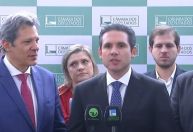 Não serei presidente que cria obstáculo que não existe, diz Hugo a Haddad