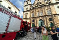 Quem é responsável pela “Igreja de Ouro” em que teto desabou na Bahia?