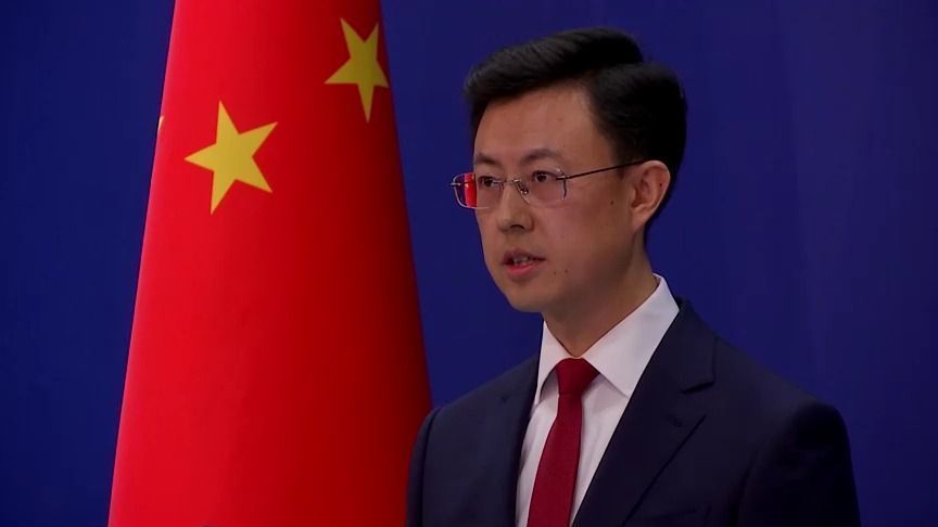 Ministério das Relações Exteriores da China, Guo Jiakun, durante uma coletiva de imprensa regular em 12/02/2025.