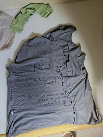 Deise dos Anjos, principal suspeita de envenenar uma família inteira no RS, deixou uma mensagem escrita em uma camiseta dizendo: ‘Não sou assassina, só sou um ser humano fraco com depressão por tanto sofrer e pagar pelo erro dos outros’ • CNN