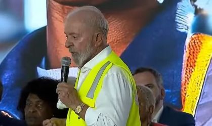 Lula: Voltamos para reconstruir coisas que a Dilma tinha começado