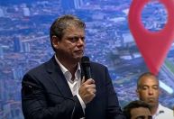 Para Planalto, Tarcísio ensaia discurso de candidato a presidente