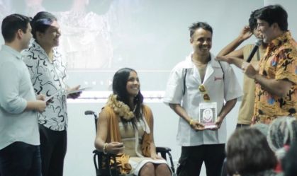 Indígena cadeirante usa arte para mobilizar periferia em Pernambuco