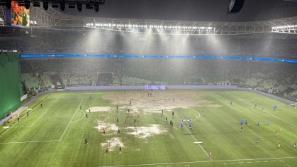 Gramado do Allianz Parque foi afetado pela chuva