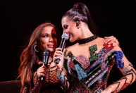 Anitta volta a flertar com Ana Castela: "Qualquer coisa, estamos aí"
