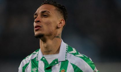 Time de Cristiano Ronaldo sinaliza oferta por Antony, do Manchester United