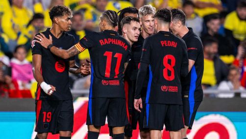 Jogadores do Barcelona celebram a vitória sobre o Las Palmas pela LaLiga