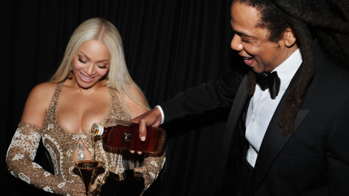 Beyoncé compartilha novas fotos após vencer o Grammy 2025