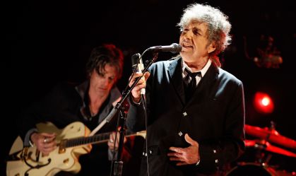 Bob Dylan recebeu convite para se apresentar no Oscar, diz site