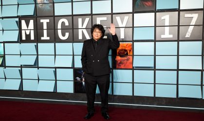 Bong Joon Ho diz que vilão de "Mickey 17" não é inspirado em líderes atuais