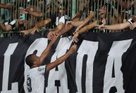 Botafogo marca no fim, vence o Nova Iguaçu e sobe na tabela do Carioca