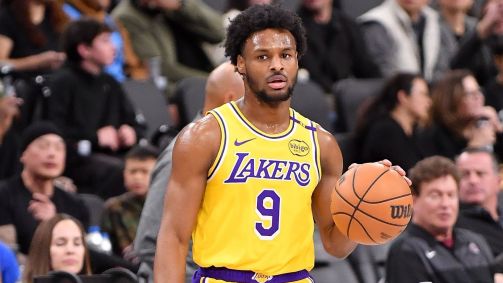 Bronny James em partida do Lakers