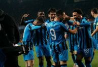 Com polêmica nos acréscimos, Brugge vence Atalanta na Champions League
