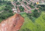 Voçoroca: mega buraco ameaça engolir cidade no Maranhão