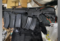 PM apreende drogas, fuzil e granadas em casa-bunker em SP; veja