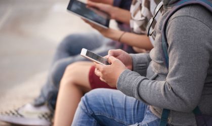 Com IAs realistas, futuro da informação depende da capacidade de desconfiar