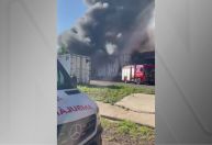 Vídeo: incêndio atinge fábrica de alimentos no RS