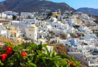 Santorini declara estado de emergência após onda de terremotos