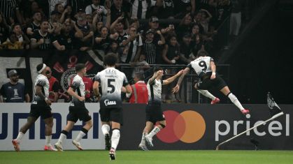 Yuri Alberto marcou dois e ajudou Corinthians a se classificar na Libertadores