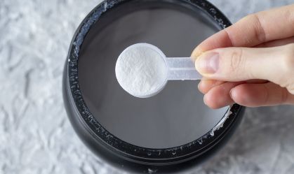 Creatina causa queda de cabelo? Especialistas respondem