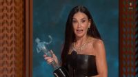 Demi Moore confessa medo durante nascimento da neta em parto domiciliar