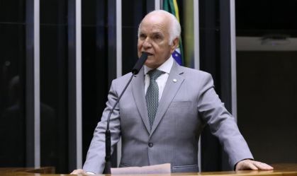 Após racha, deputado Gilberto Nascimento comandará bancada evangélica