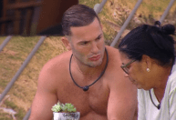 Diego Hypolito questiona Delma sobre situação com Aline no BBB 25