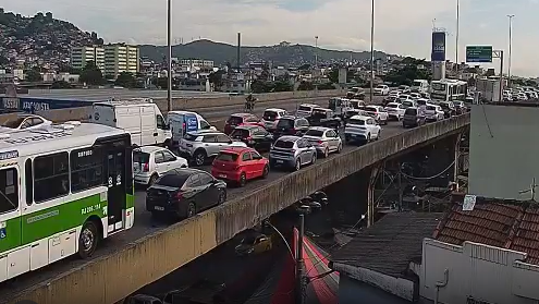 LINHA AMARELA