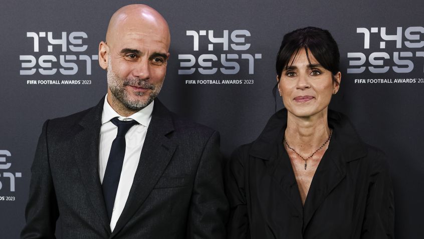 Pep Guardiola e a ex-esposa Cristina Serra na premiação do The Best • Foto: James Whitehead/Eurasia Sport Images/Getty Images