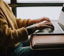 Golpes digitais estão mais sofisticados e personalizados; como evitar cair?
