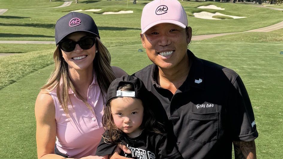 Anthony Kim com a família • Foto: Reprodução/ Instagram