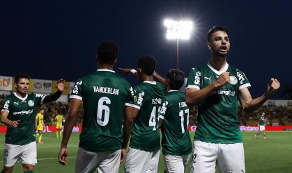 Flaco López comemora o primeiro gol do Palmeiras contra o Mirassol