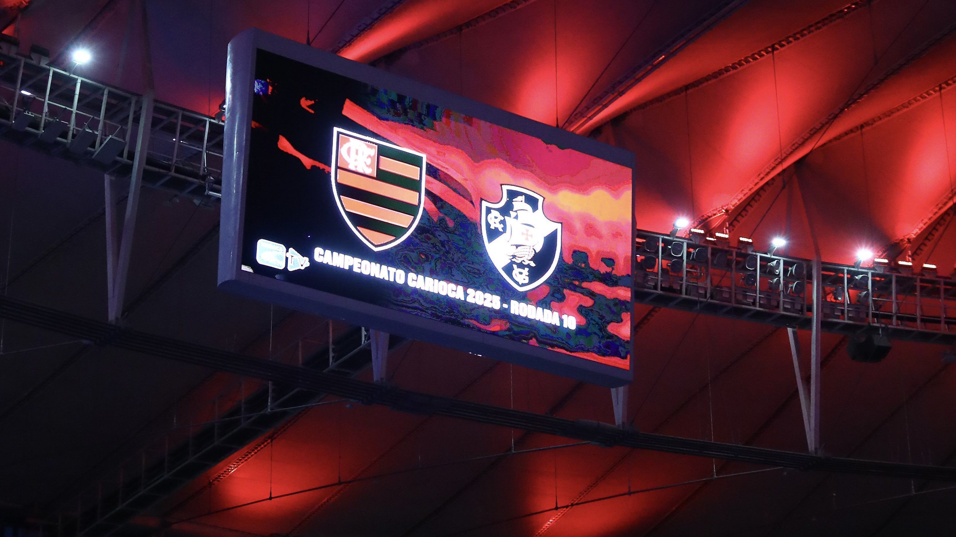 Flamengo e Vasco se enfrentam no Carioca