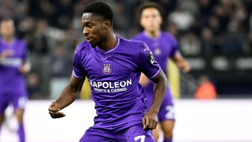 Francis Amuzu em jogo do Anderlecht