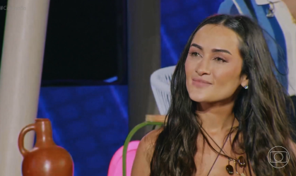 Após paralisia de Bell, Gabi Melim retorna ao palco e se apresenta na TV