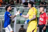 Gabigol se pronuncia após eliminação do Cruzeiro e manda recado à torcida