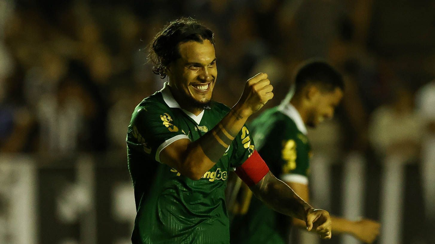 Gustavo Gómez comemora gol pelo Palmeiras