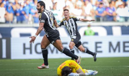 Gabigol é expulso, Hulk decide e Atlético-MG bate o Cruzeiro no Mineirão