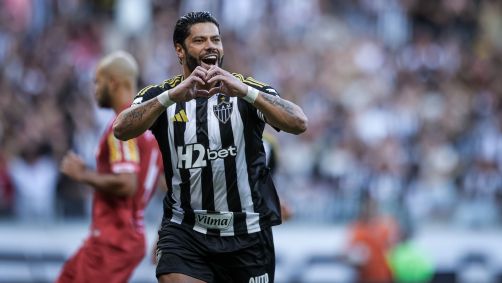 Hulk comemora gol pelo Atlético-MG