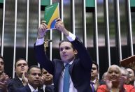 Ensaio prévio e raízes políticas: o discurso do novo presidente da Câmara