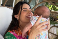 Jade Magalhães revela medo após se tornar mãe de filha com Luan Santana