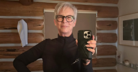 Jamie Lee Curtis celebra 26 anos de sobriedade: "Sejam gentis"