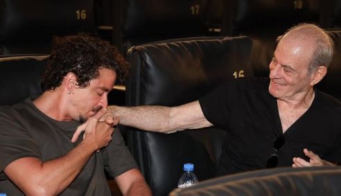 Jesuíta Barbosa e Ney Matogrosso