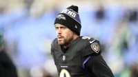 Astro da NFL é suspenso após acusações de importunação sexual