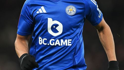 Leicester é um dos clubes patrocinados por sites de apostas na Premier League